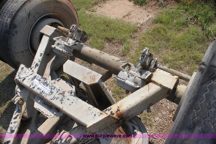 image for item AJ9393 Kicker axle