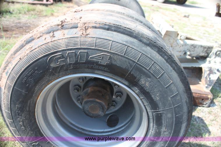 image for item AJ9393 Kicker axle