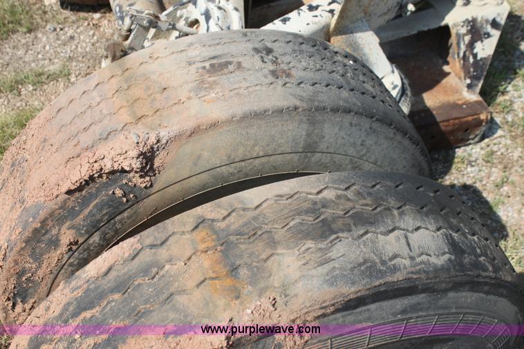 image for item AJ9393 Kicker axle