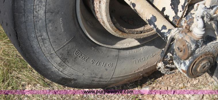 image for item AJ9393 Kicker axle