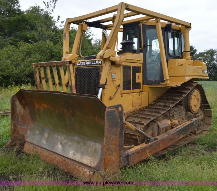 image for item AW9180 1989 Caterpillar D6H dozer
