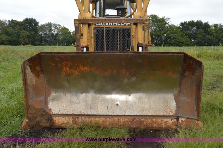image for item AW9180 1989 Caterpillar D6H dozer