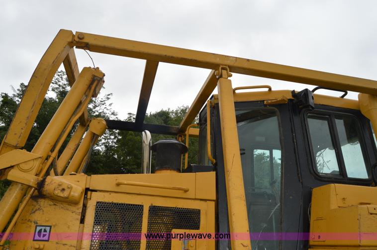 image for item AW9180 1989 Caterpillar D6H dozer