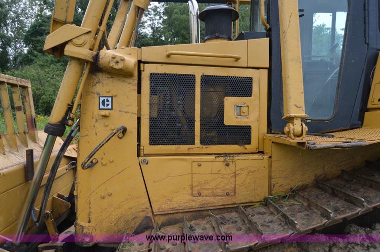 image for item AW9180 1989 Caterpillar D6H dozer