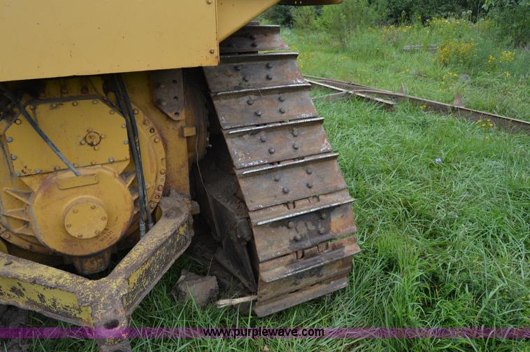 image for item AW9180 1989 Caterpillar D6H dozer