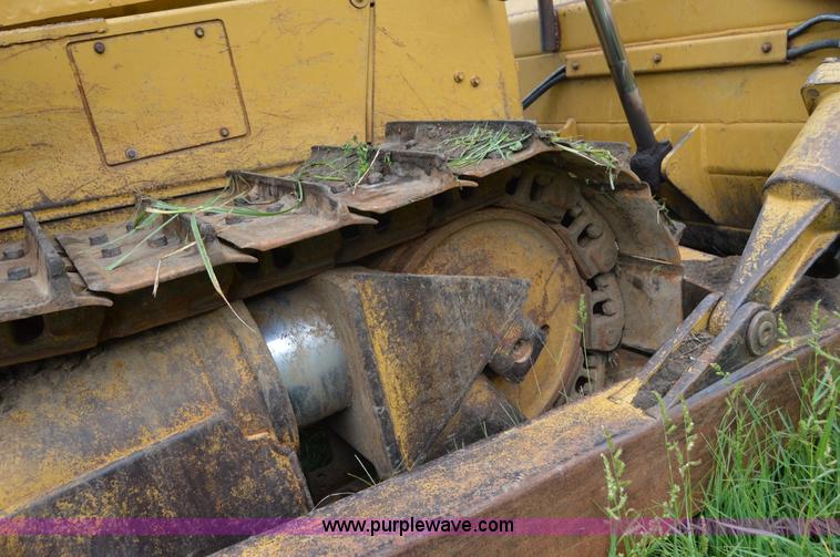 image for item AW9180 1989 Caterpillar D6H dozer