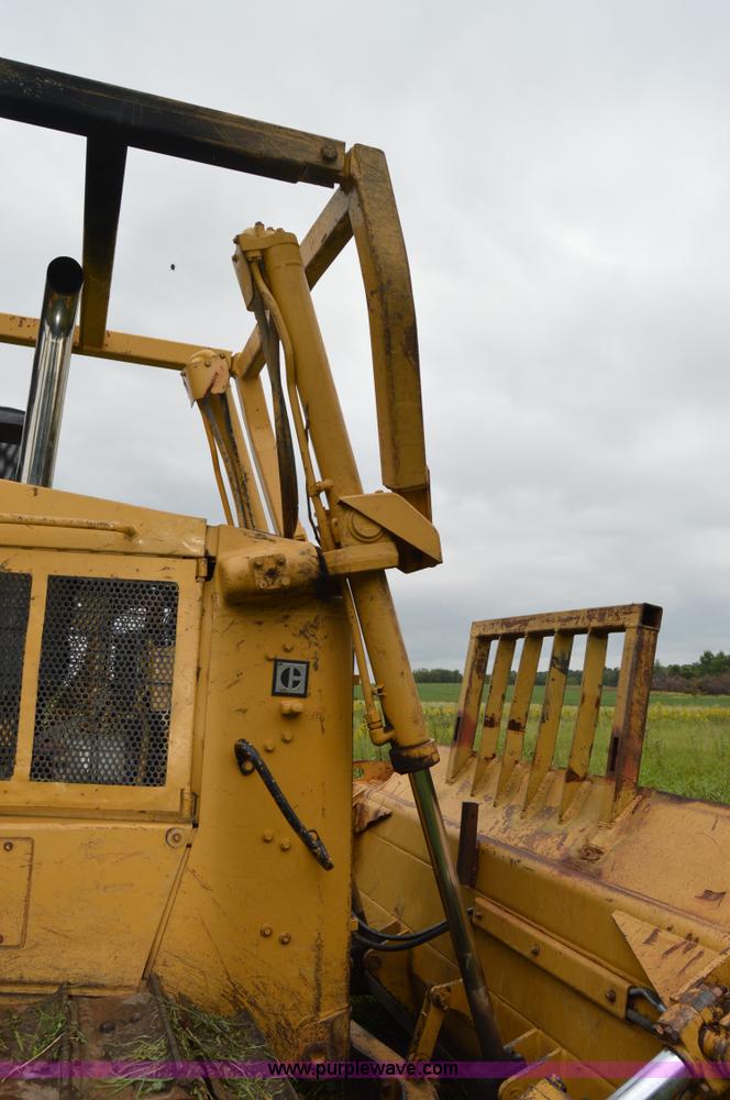 image for item AW9180 1989 Caterpillar D6H dozer