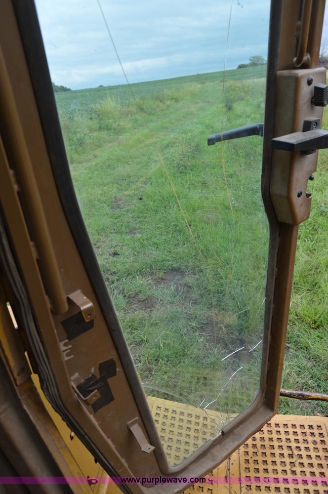 image for item AW9180 1989 Caterpillar D6H dozer