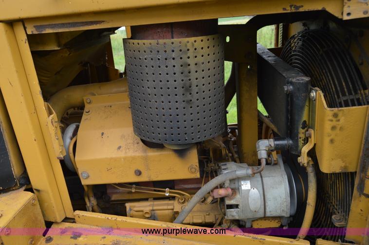 image for item AW9180 1989 Caterpillar D6H dozer