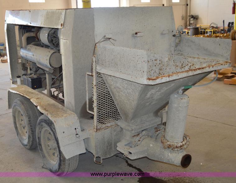 image for item AW9226 Olinpump 565 concrete pump