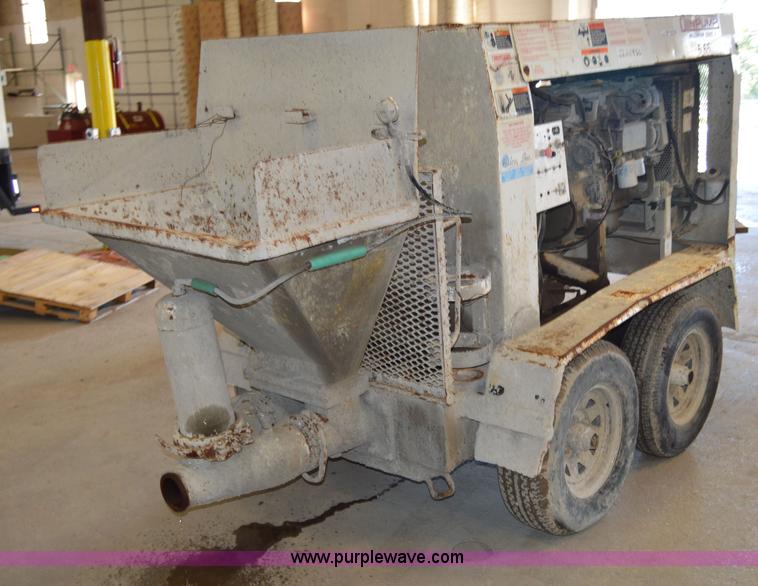image for item AW9226 Olinpump 565 concrete pump