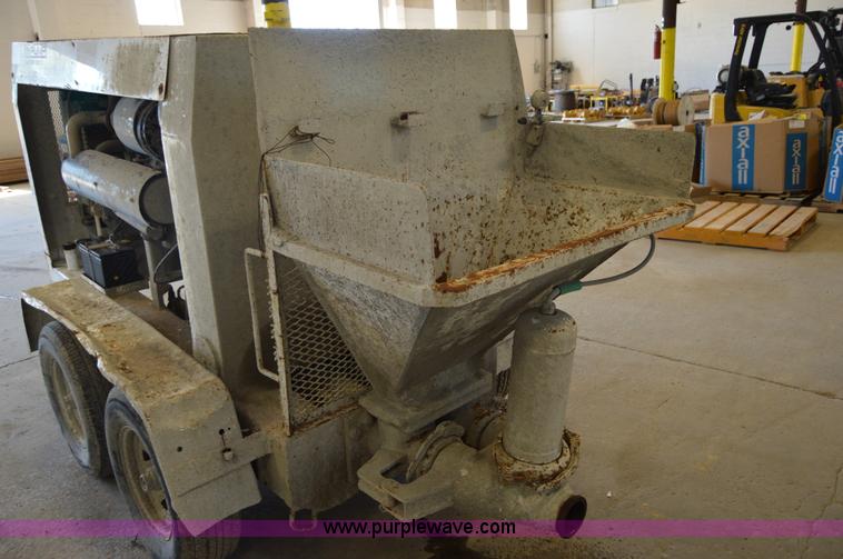 image for item AW9226 Olinpump 565 concrete pump