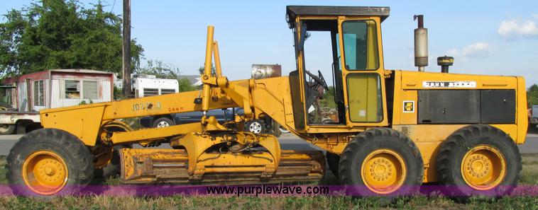image for item AW9899 John Deere 770A articulated motor grader