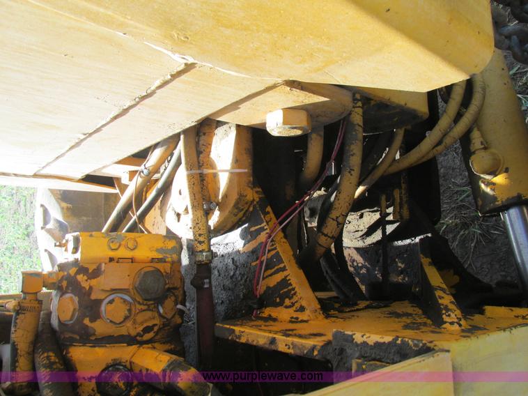 image for item AW9899 John Deere 770A articulated motor grader