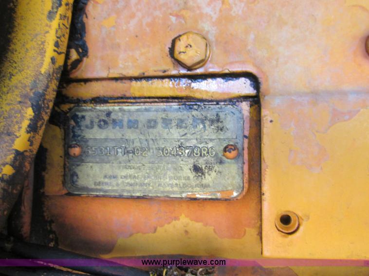 image for item AW9899 John Deere 770A articulated motor grader