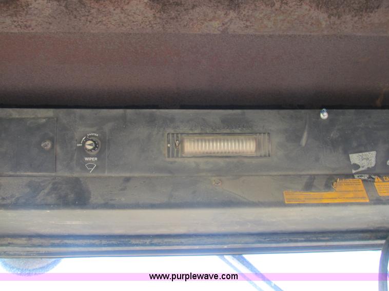 image for item AW9899 John Deere 770A articulated motor grader