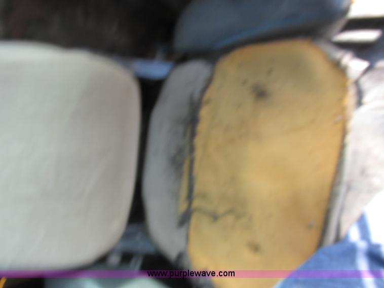 image for item AW9899 John Deere 770A articulated motor grader