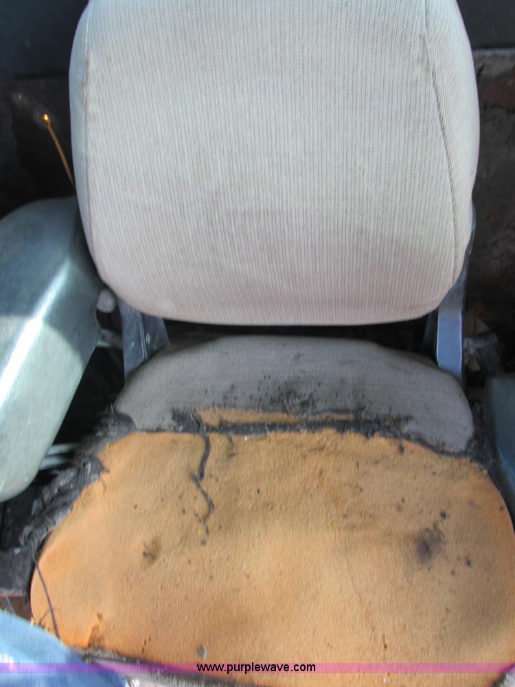 image for item AW9899 John Deere 770A articulated motor grader