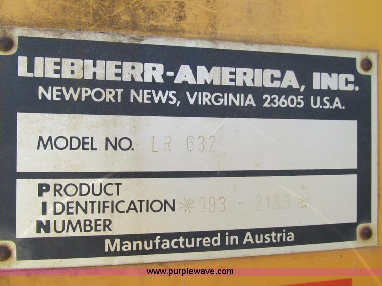 image for item AW9907 2001 Liebherr-America LR632 track loader