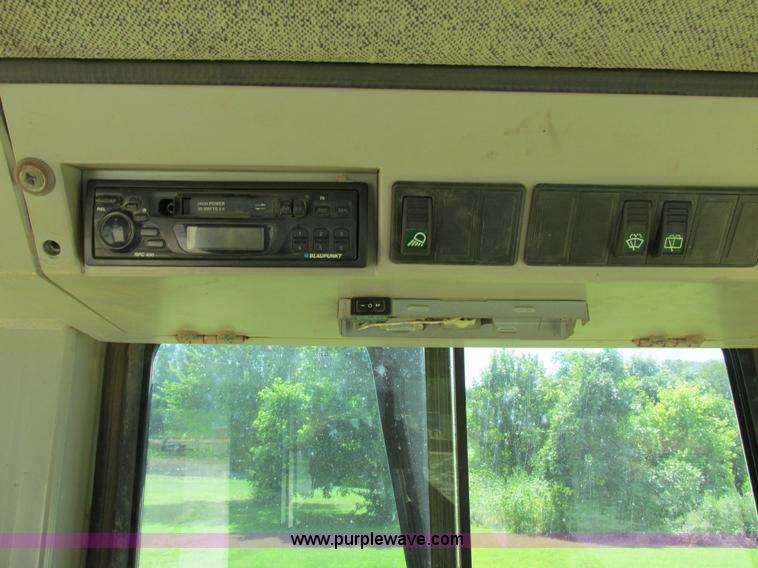 image for item AW9907 2001 Liebherr-America LR632 track loader