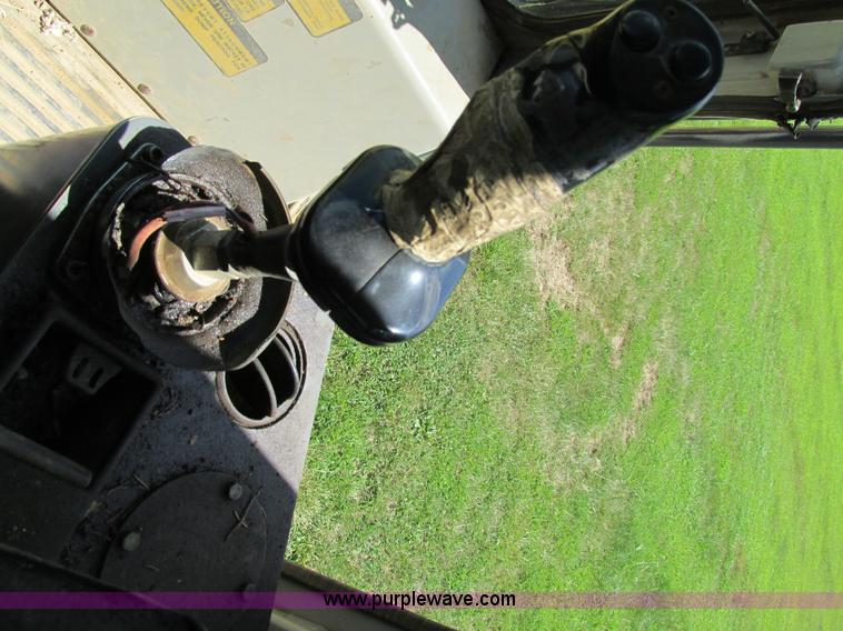 image for item AW9907 2001 Liebherr-America LR632 track loader