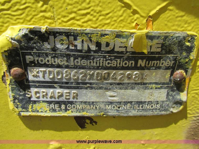 image for item AW9908 1984 John Deere 862 elevating scraper