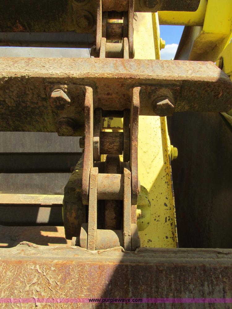 image for item AW9908 1984 John Deere 862 elevating scraper