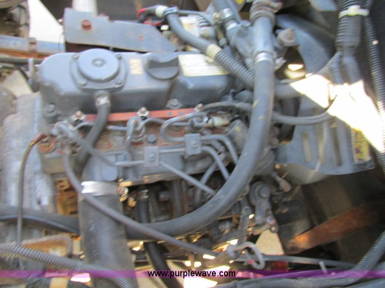 image for item AW9911 2004 Kubota RTU900 UTV