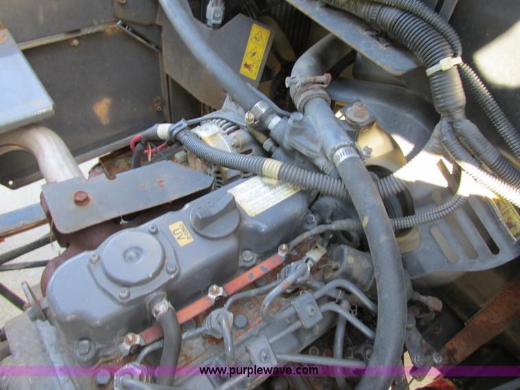 image for item AW9911 2004 Kubota RTU900 UTV