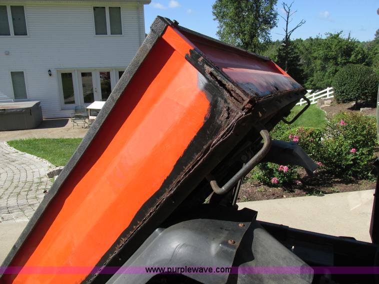 image for item AW9911 2004 Kubota RTU900 UTV