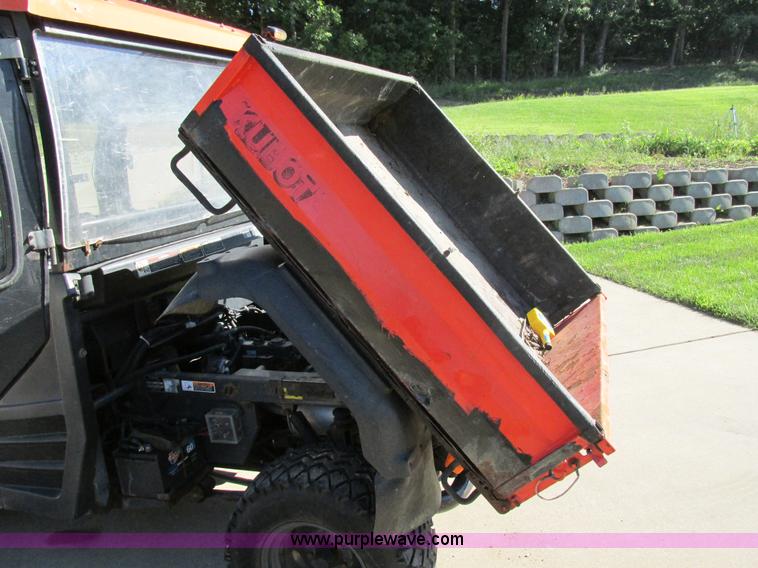 image for item AW9911 2004 Kubota RTU900 UTV