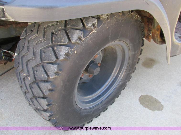 image for item AW9911 2004 Kubota RTU900 UTV