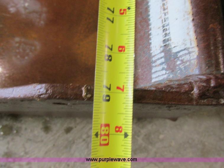 image for item AW9919 2006 Volvo MC80B skid steer