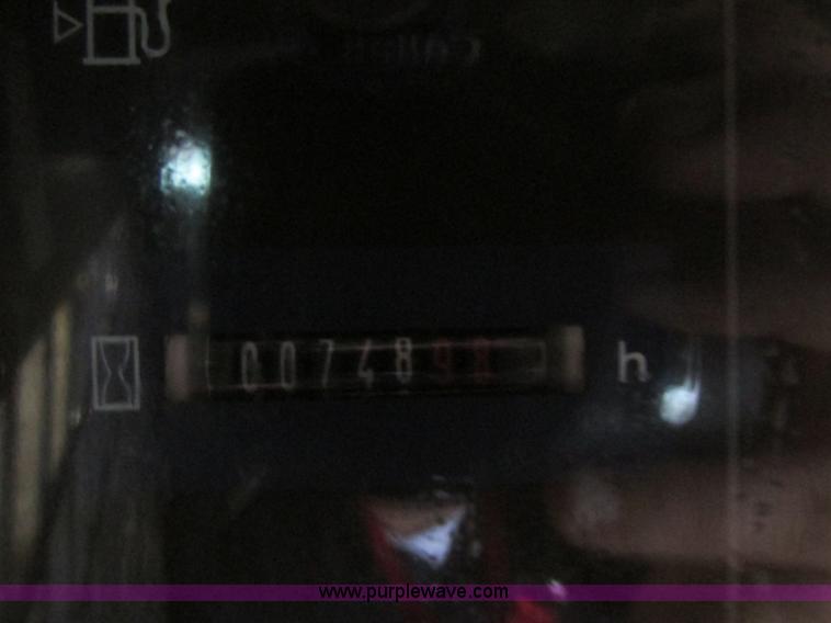 image for item AW9919 2006 Volvo MC80B skid steer