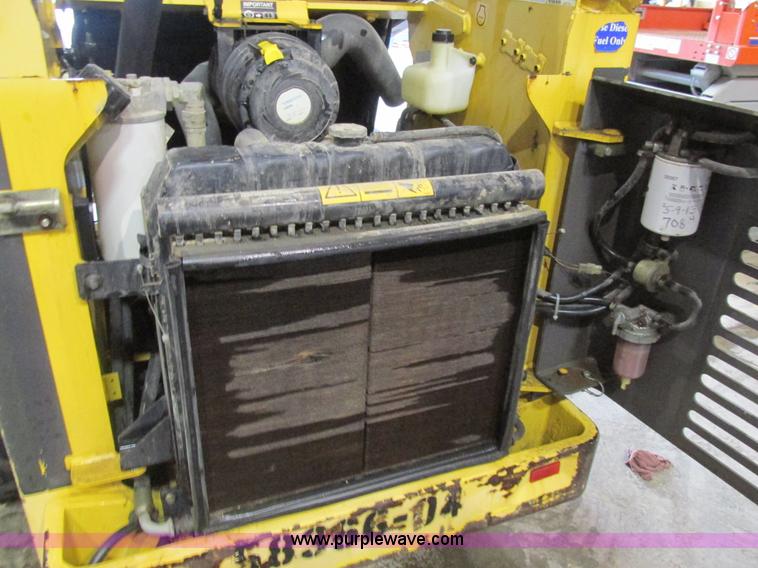 image for item AW9919 2006 Volvo MC80B skid steer