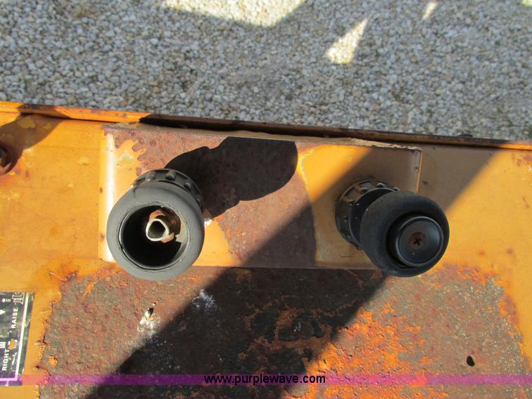 image for item AW9976 1972 Case 475 vibratory cable plow