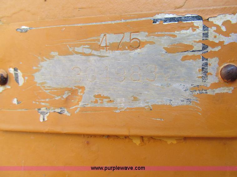 image for item AW9976 1972 Case 475 vibratory cable plow