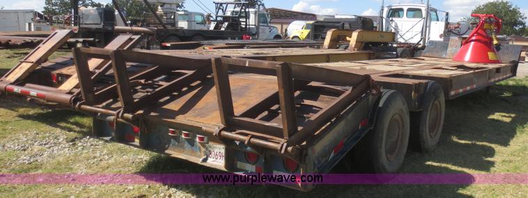 image for item AZ9203 1980 Tech-Steel LBT35 equipment trailer