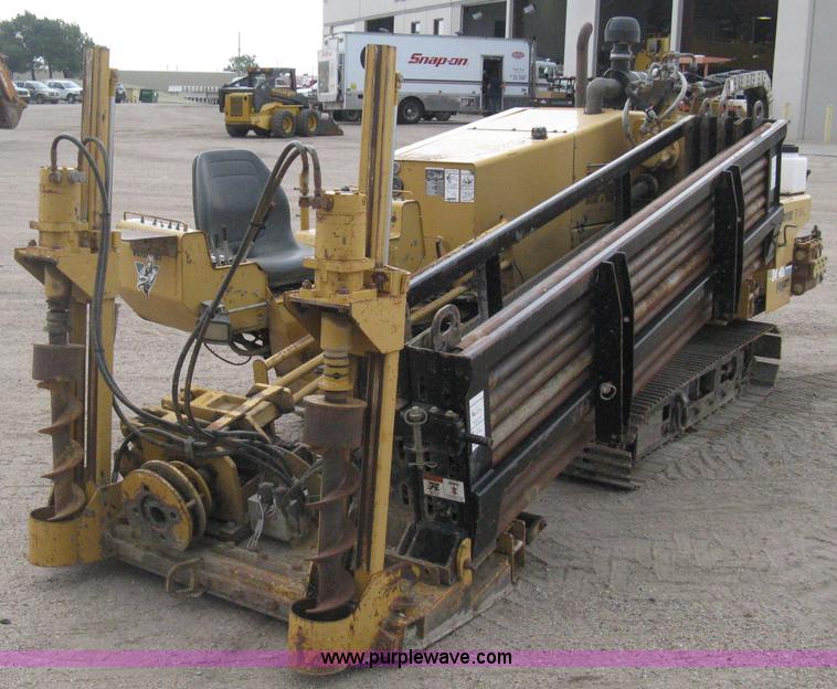 image for item E7818 2000 Vermeer D24X40A directional drill