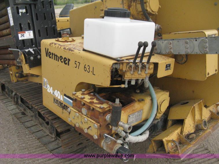 image for item E7818 2000 Vermeer D24X40A directional drill