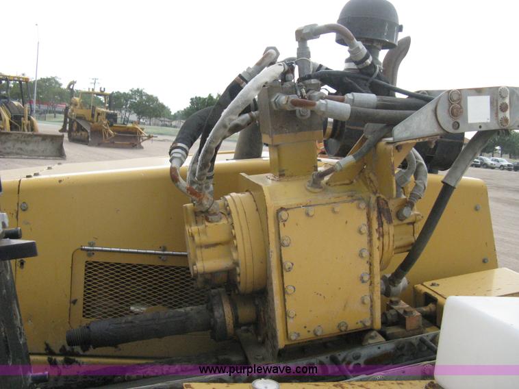 image for item E7818 2000 Vermeer D24X40A directional drill