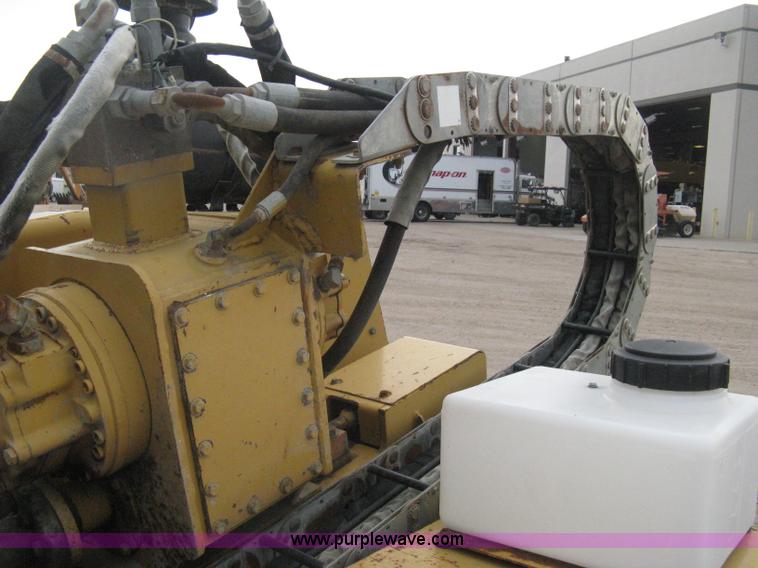 image for item E7818 2000 Vermeer D24X40A directional drill