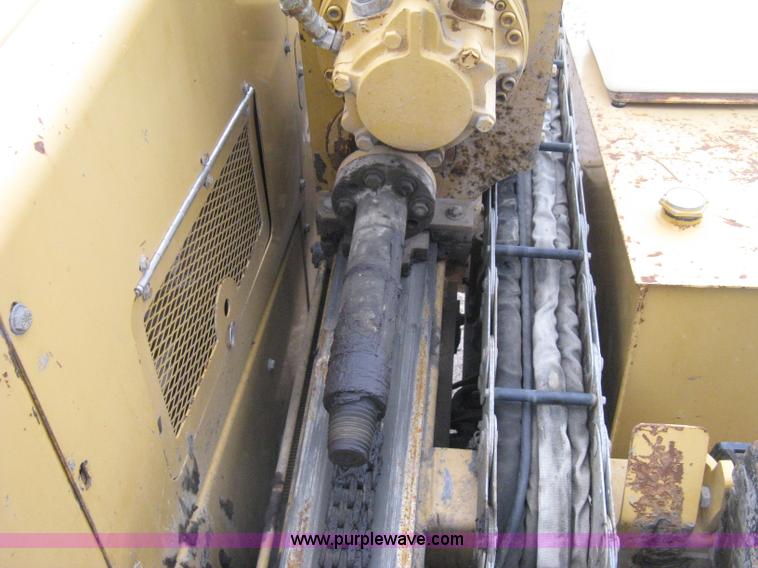 image for item E7818 2000 Vermeer D24X40A directional drill