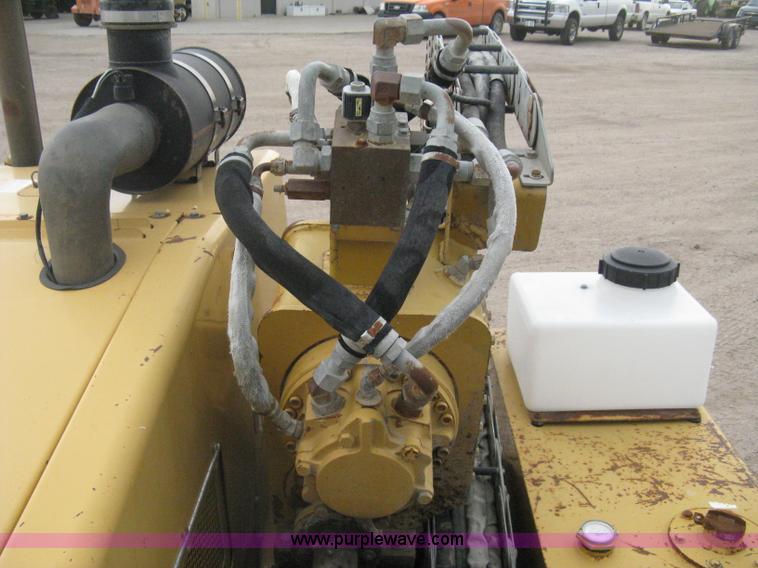 image for item E7818 2000 Vermeer D24X40A directional drill