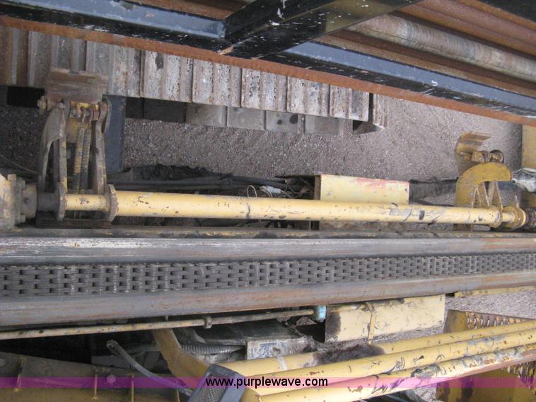 image for item E7818 2000 Vermeer D24X40A directional drill