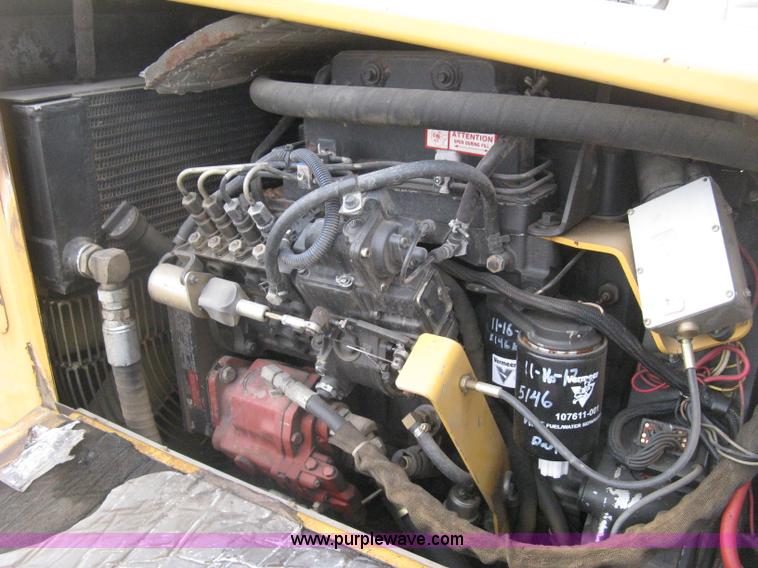 image for item E7818 2000 Vermeer D24X40A directional drill