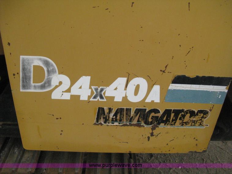 image for item E7818 2000 Vermeer D24X40A directional drill