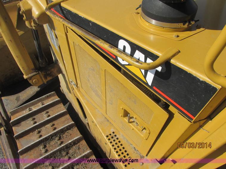 image for item E7834 1996 Caterpillar D6R XL dozer