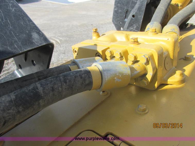 image for item E7834 1996 Caterpillar D6R XL dozer