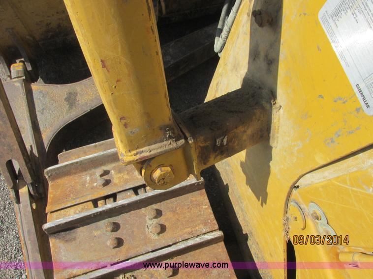 image for item E7834 1996 Caterpillar D6R XL dozer